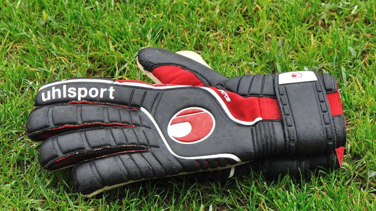 Non solo Pelizzoli, c'è anche un'altra idea per il portiere di riserva