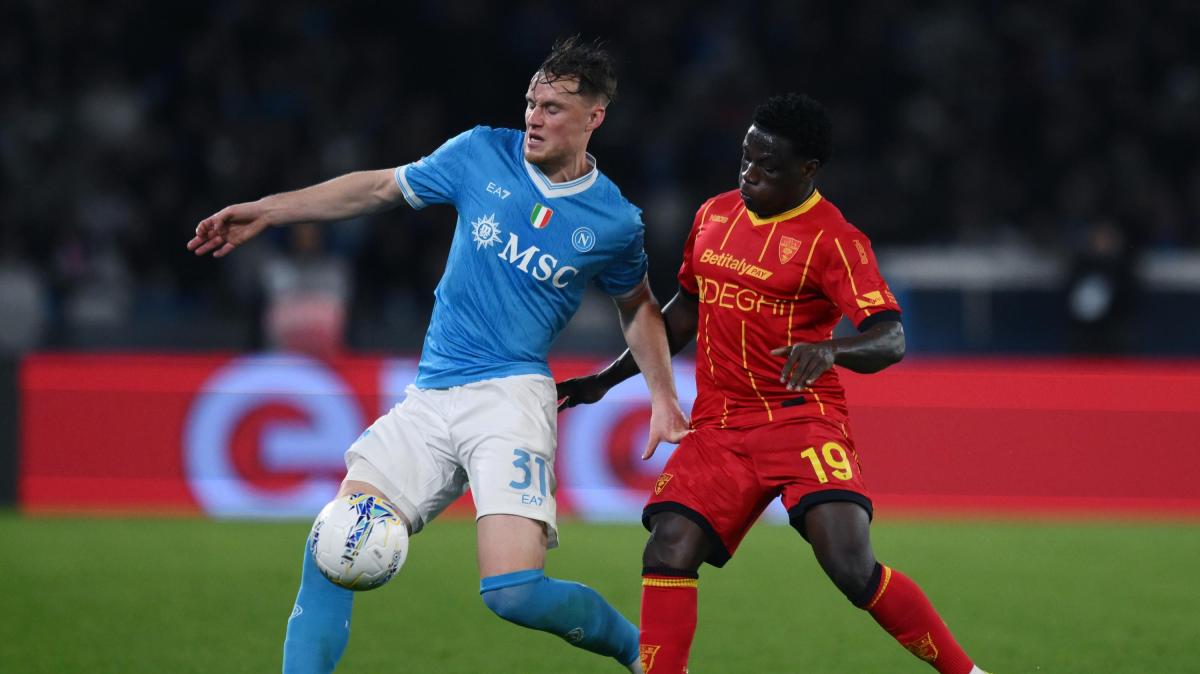 Paura al Maradona: malore per Banda, soccorso d'urgenza dai medici