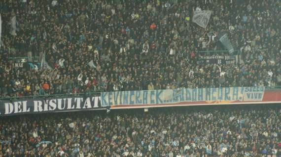 FOTO TN - La Curva B risponde ai romanisti: "Kevin crack, godo ancora!"