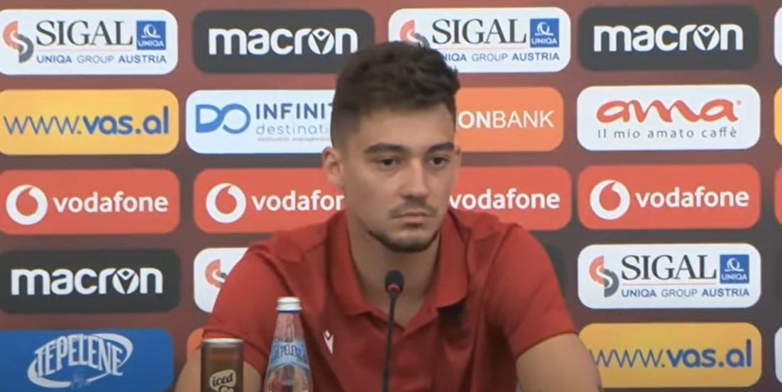 Napoli-Muçi, l’ex allenatore non ha dubbi: “È l’attaccante ideale per il calcio italiano”
