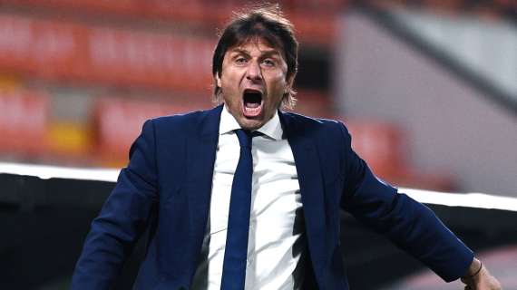 Conte-Napoli, Romano: "Siamo alle fasi cruciali. Non si è mai offerto ad altri club"