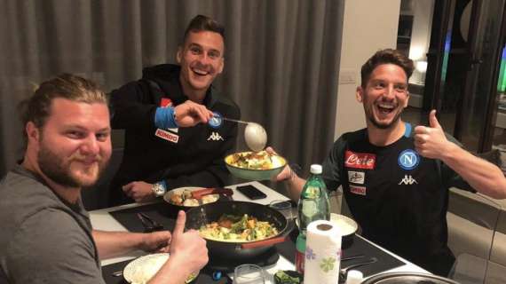  FOTO - Milik e Mertens sorridenti dopo la vittoria con la Roma, Younes: "A cena con i bomber"