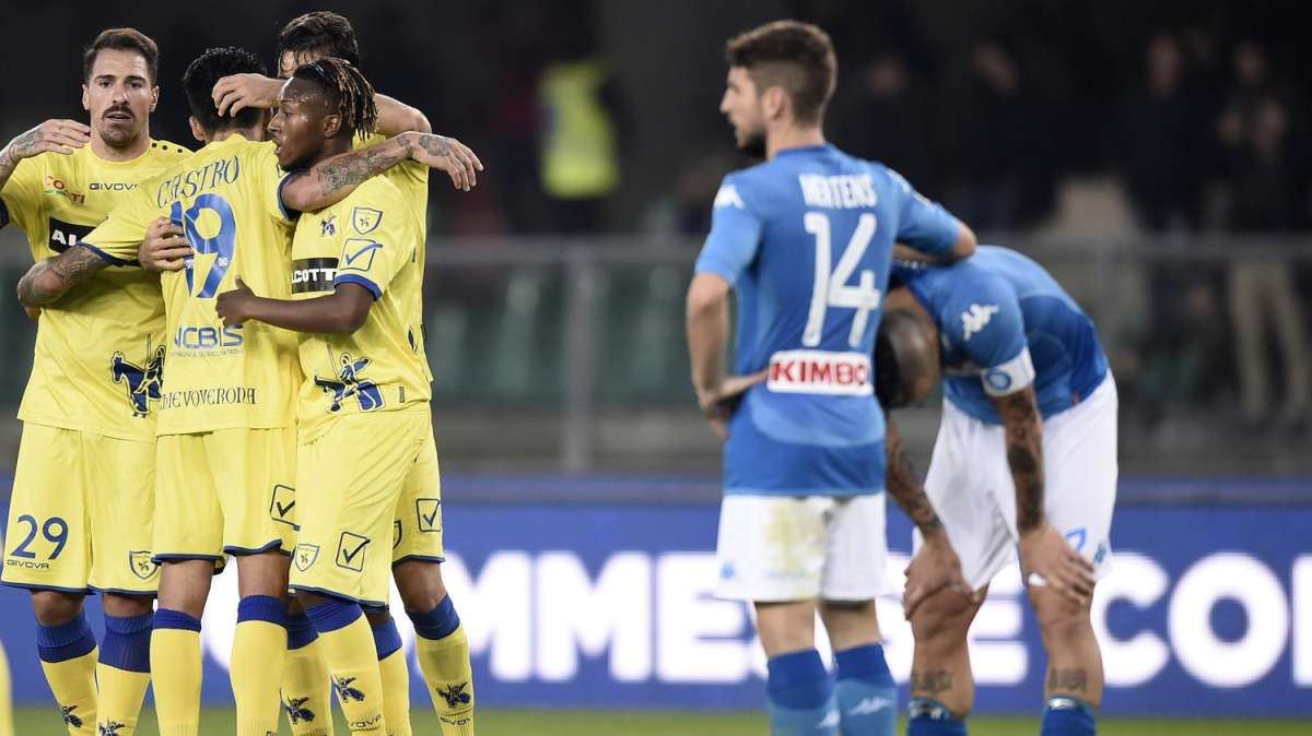 Chievo-Napoli 0-0, pagelle: Mertens e Callejon mai in partita. Insigne l'unico a provarci, positivo Rui