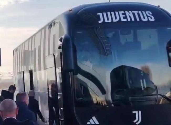 Juve arrivata a Napoli: il primo impatto di Spalletti all'esterno del Parker's