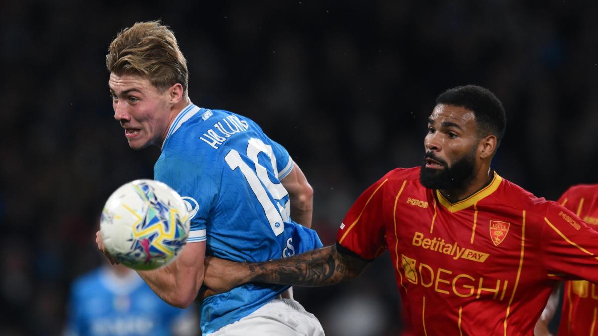 Hojlund scherza sui social con un gioco di parole: "'Lecce' us entertain you"