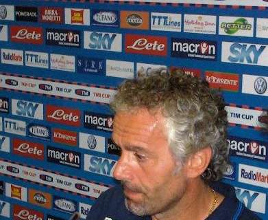 Donadoni: "Ottimista, meritavamo più del Palermo. Fuorigioco sul gol? Era di Campagnaro, non Hamsik. Fallo su Maggio? Le immagini sono chiare"