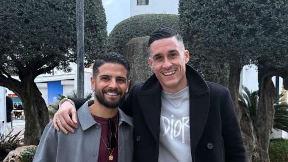 Insieme hanno fatto la storia del Napoli, Insigne rincontra Callejon: "Che bello rivederti"