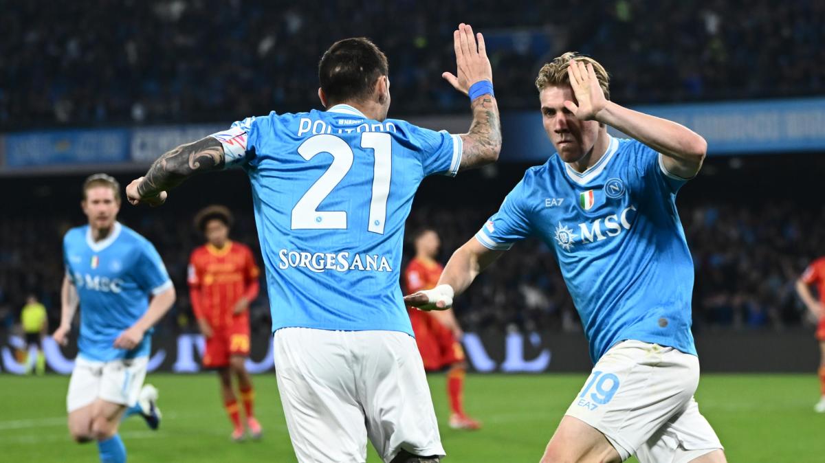 Hojlund, quanti 7 dai quotidiani: "Gol e lavoro per la squadra, per lui è record in Serie A"