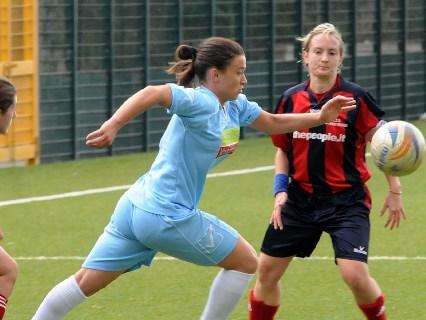 Calcio Femminile - Manita della Carpisa al Real Marsico: super Caramia