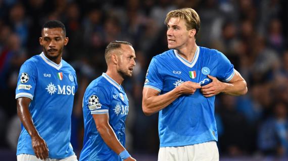 Napoli-Sporting 1-1 (Højlund 37', Luis Suarez 62'): parità ristabilita al Maradona