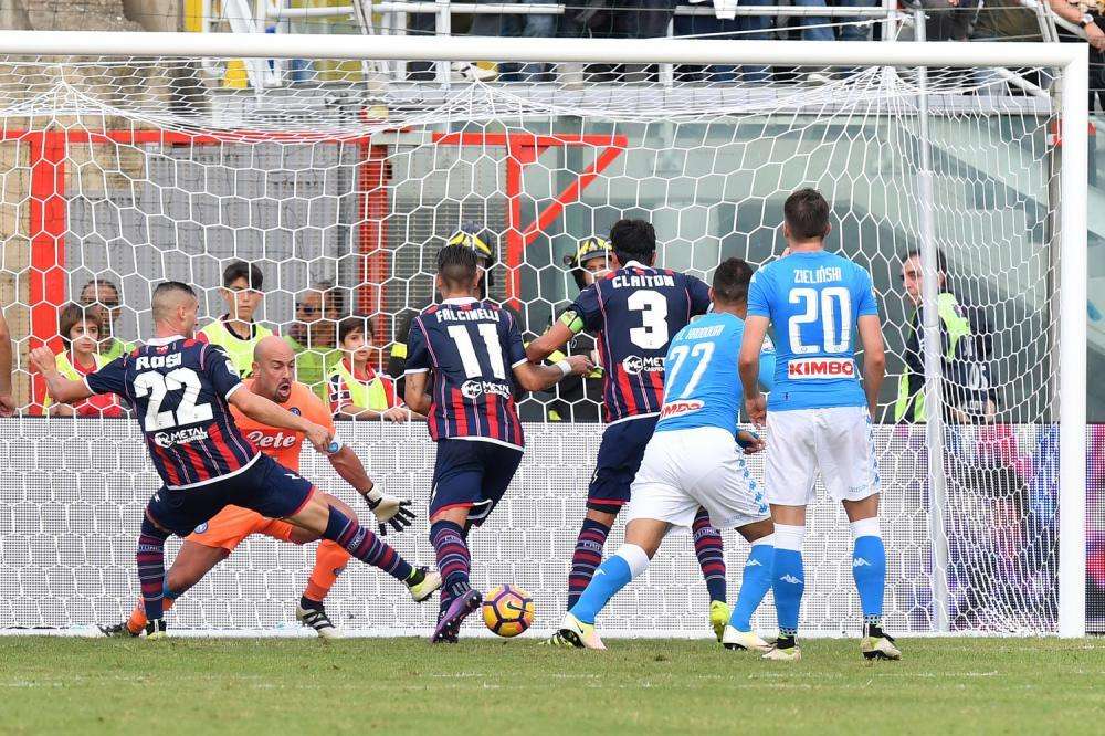 Crotone-Napoli, ecco i precedenti allo Scida: tra le due squadre scappa sempre il 2-1