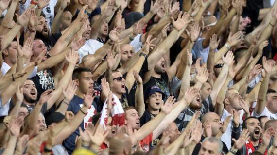 Stella Rossa, punizione Uefa dopo i disordini di Salisburgo: trasferte vietate a Liverpool e Parigi