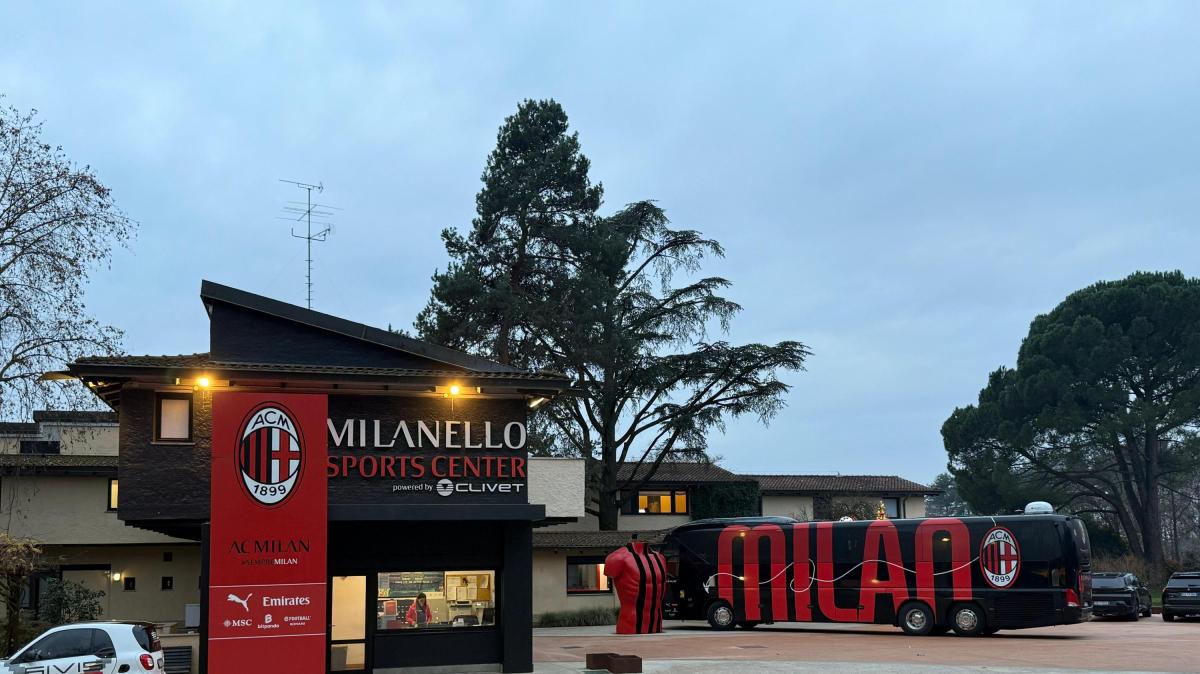 Milan, tre giocatori al lavoro con un giorno di anticipo: un difensore in dubbio per Napoli