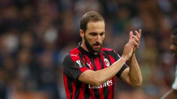 Scozzafava sicura: "Se Higuain tornasse a giocare nel Napoli sarebbe accolto come un Re"