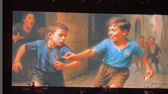 Massive Attack celebrano il Napoli campione: versione elettronica di “Primo agosto pioveva”