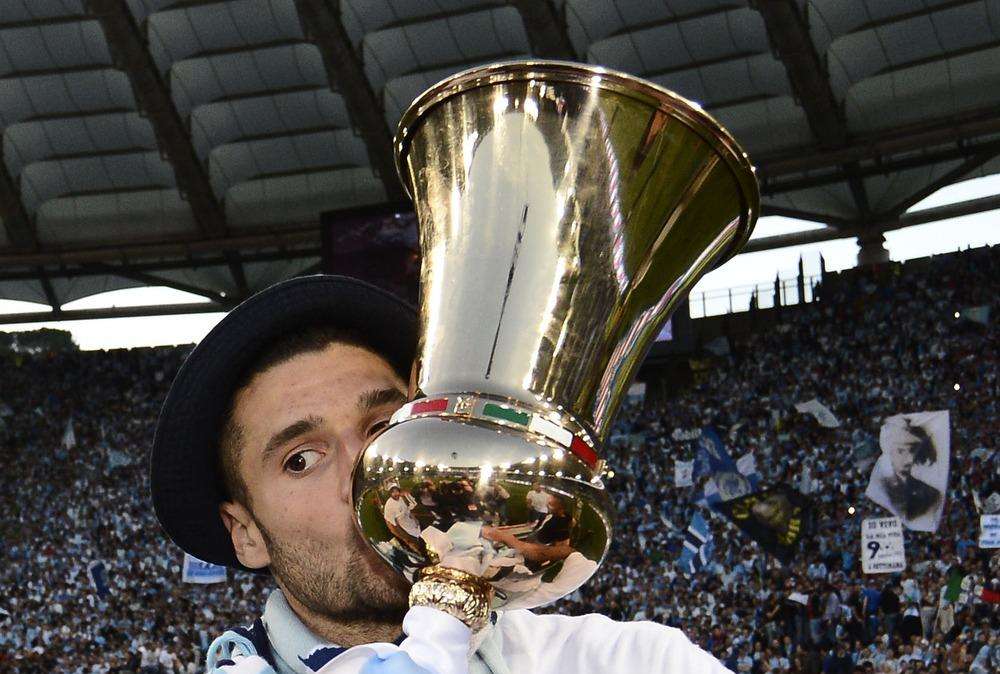 Accostato al Napoli, Candreva chiarisce: "Non ho chiesto un adeguamento alla Lazio"