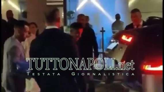 VIDEO TN - “Forza Napoli? Sempre!”, Allan ai tifosi dopo la festa d’addio con gli azzurri