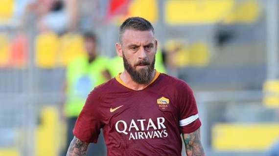 De Rossi boicotta la fascia della Lega Serie A: niente multa per il capitano giallorosso