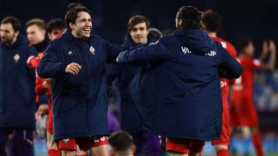 VIDEO - Fiorentina corsara al San Paolo, festa grande nello spogliatoio viola