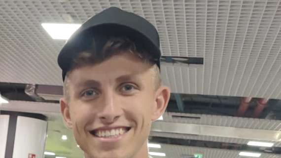 FOTO - Lindstrom è atterrato a Fiumicino: domani le visite con il Napoli