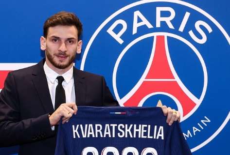 PSG, la clip di presentazione di Kvara: Khvicha indossa la 7