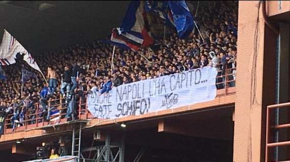 FOTO - Rottura gemellaggio col Genoa, striscione dei tifosi Samp: "Napoli lo ha capito, fate schifo!"