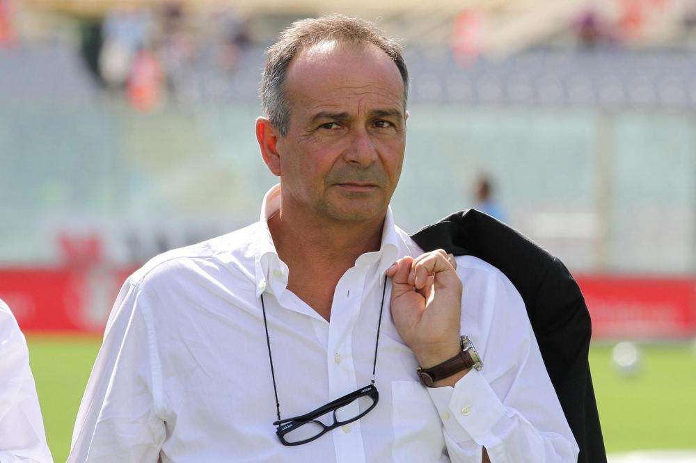 Funerali Astori, il ricordo dell'ex ds Salerno: "Conduceva una vita perfetta, come può esser giusto?"