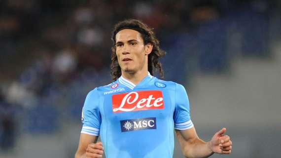 Cavani compie 38 anni: gli auguri del Napoli sui social