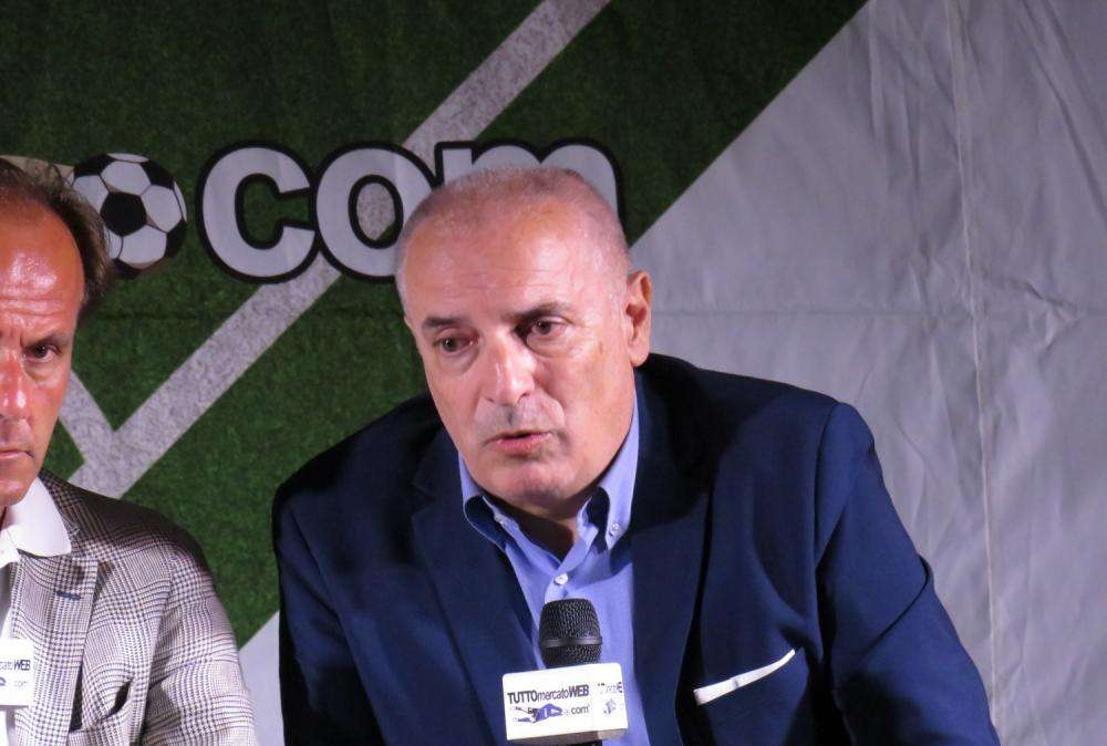 Jacobelli: "Napoli, è l'anno giusto! Juve prende troppi gol fuori casa. VAR? Lichtsteiner era da rosso!"