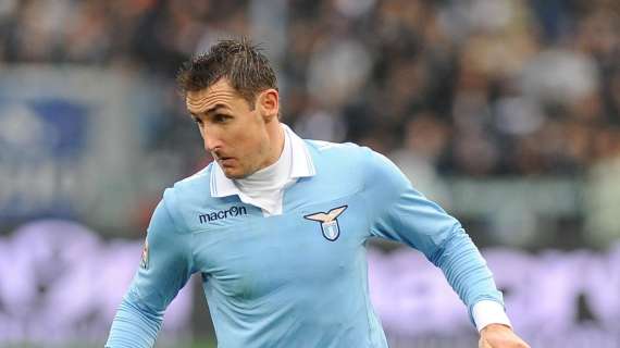 Confermata diagnosi per Klose: out due mesi. Hernanes migliora