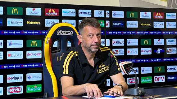 Lecce, D'Aversa in conferenza: "Il rammarico è che il 2-0 è nato da contropiede"