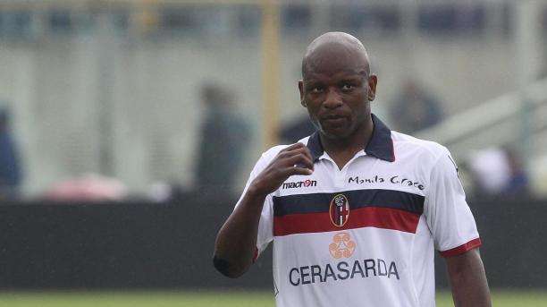 Obiettivi Napoli - Mudingayi ammette: "Il Napoli ha presentato un'offerta per me"