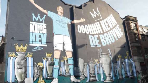 "Oooh Kevin", il bel murale dedicato a De Bruyne a Manchester
