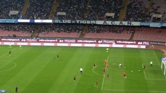 Avvio folle al San Paolo: rosso dopo 43'' per il Milan e Gonzalo dal dischetto spreca!