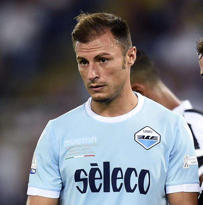 Lazio, l'arroganza di Radu: "Con il Napoli avremmo vinto con la squadra al completo"