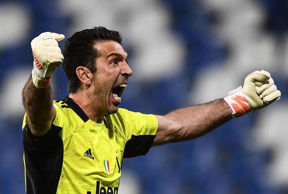 Sky - Buffon ha firmato col Parma: contratto fino al 2023