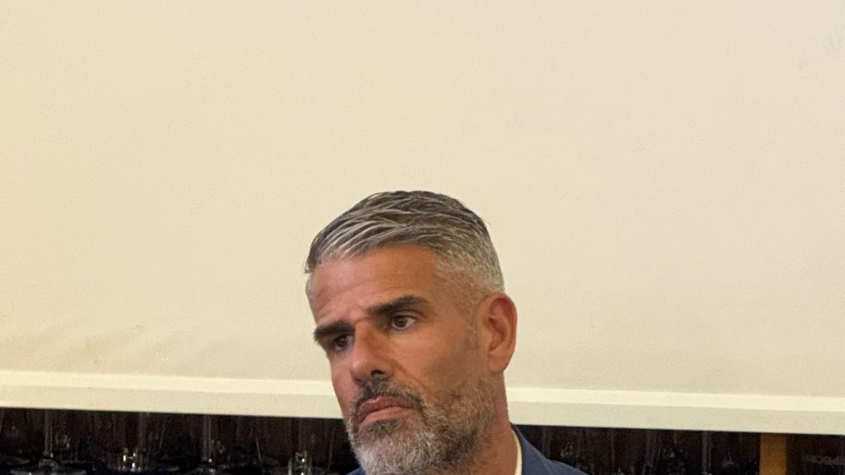 Pisacane: "Sulla carta squadre più forti, ma il Napoli ha un allenatore che fa la differenza"