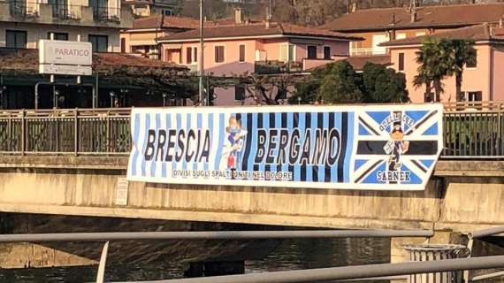 FOTO - Striscione dei tifosi di Brescia e Atalanta: "Divisi sugli spalti, uniti nel dolore"