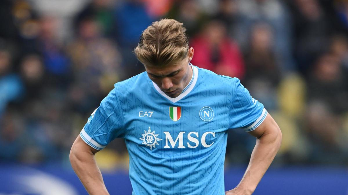 Il Mattino: "Cambio Hojlund-Giovane lascia qualche perplessità"