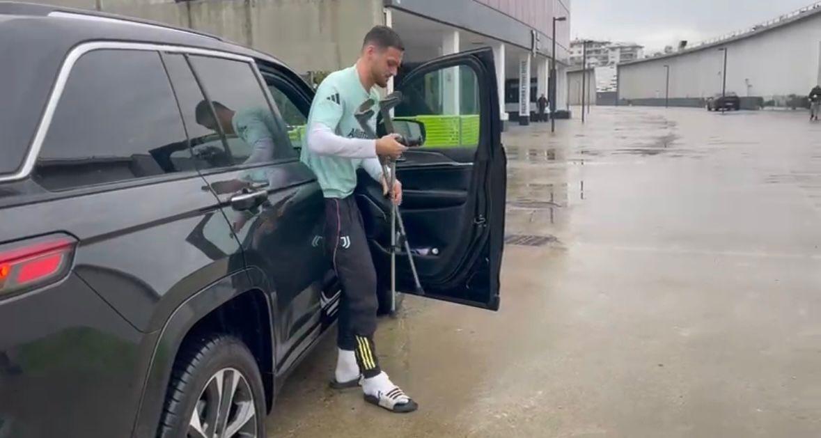 Juve, ansia per Gatti: è arrivato al JMedical in stampelle