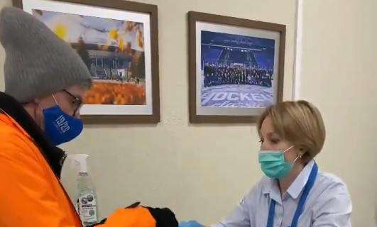 VIDEO - Coronavirus, iniziativa dello Zenit: vaccino gratis a chi va alla partita