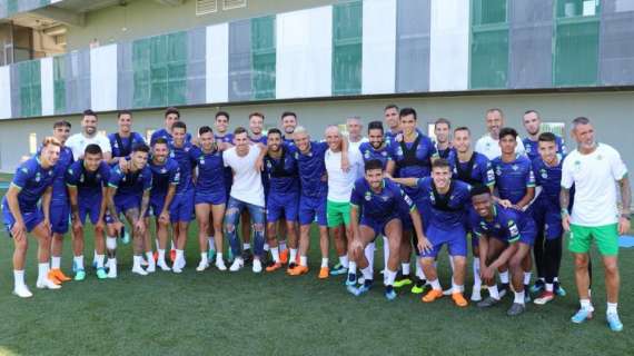 FOTO - Betis malinconico sui social, il saluto a Fabiàn con la squadra al completo: "Ci vediamo presto!"