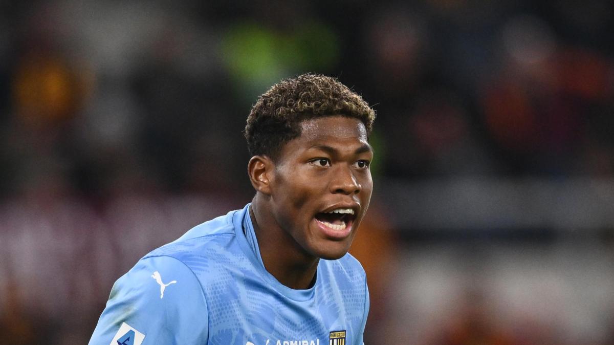 Ieri un anticipo di Parma-Napoli, Suzuki: "Su McTominay parata fondamentale"