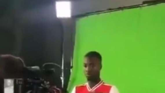 FOTO&VIDEO - Pépé già indossa la maglia dell'Arsenal: le immagini prima dell'ufficialità