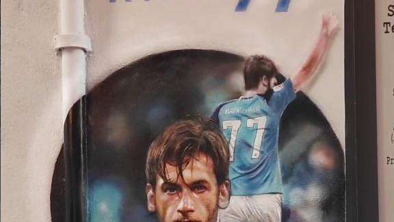 VIDEO - Napoli omaggia Kvaratskhelia: ecco un murale a lui dedicato ai Quartieri Spagnoli