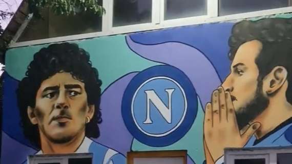 VIDEO – Napoli-Georgia, legame sempre più forte: splendido murale con Kvara e Maradona