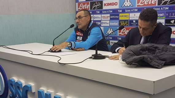 Sarri in conferenza: "Che partita! Samp unica a giocarsela al San Paolo. Destabilizzazioni? Ci temono! Juve-Roma? Me ne sbatto..."