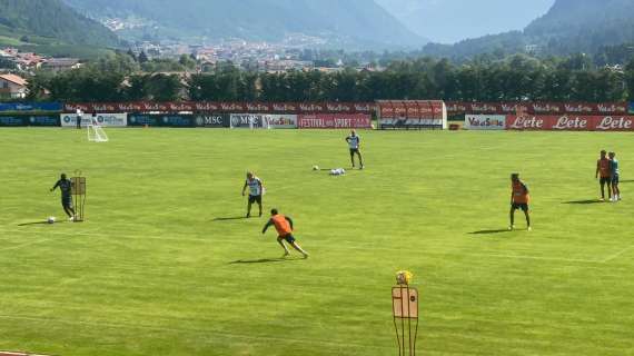 VIDEOGALLERY TN - Solo difensori in campo: Calzona (col drone) lavora sui movimenti della linea