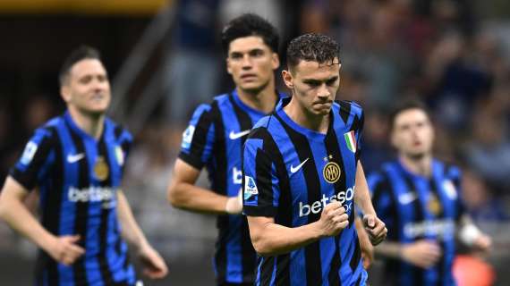 L'Inter batte il Verona grazie a un rigore e resta a -3: gli highlights dell'1-0