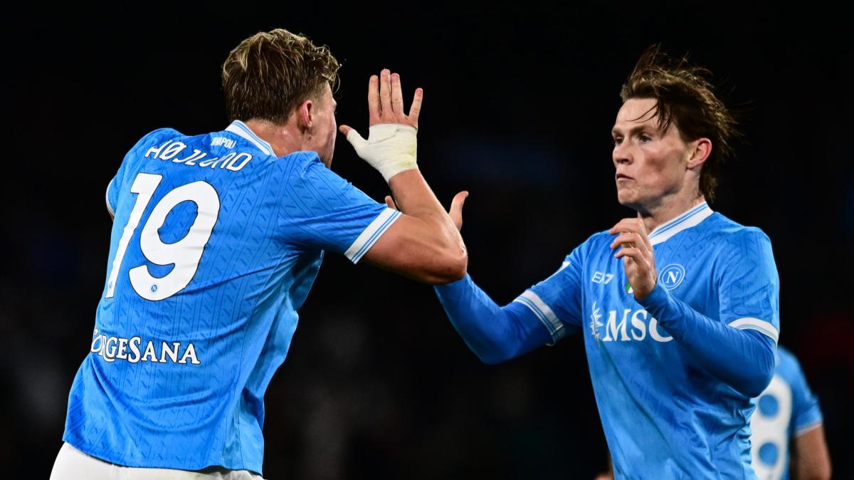 Napoli-Chelsea, scelto il calciatore che affiancherà Conte in conferenza: live su Radio TN